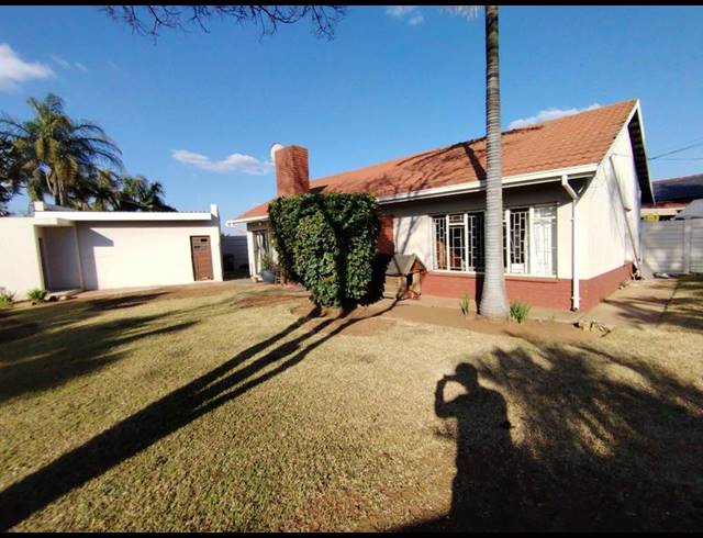 3 BEDROOM HOUSE FOR SALE IN MONTANA TUINE